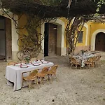 Mas De Bernis - Masia Vakantiehuis *